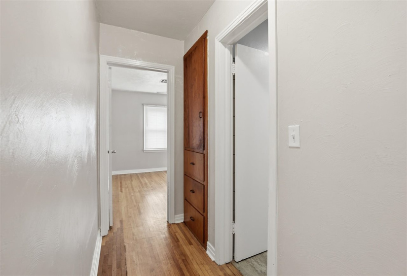 2 Bedrooms Bedrooms, 0 ,1 BathroomBathrooms,Residential,Single Family,Locust,1,133842