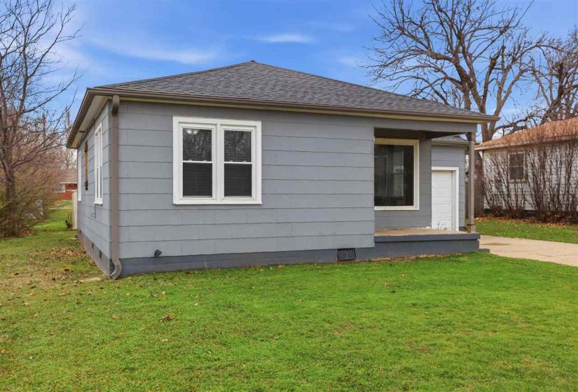 2 Bedrooms Bedrooms, 0 ,1 BathroomBathrooms,Residential,Single Family,Locust,1,133842