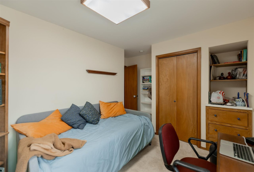 3 Bedrooms Bedrooms, 0 ,2 BathroomsBathrooms,Residential,Single Family,Chiquita,1.5,133843