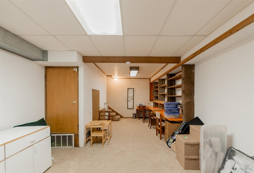 3 Bedrooms Bedrooms, 0 ,2 BathroomsBathrooms,Residential,Single Family,Chiquita,1.5,133843