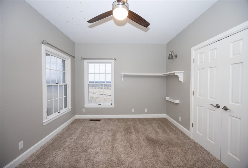 6 Bedrooms Bedrooms, 0 ,4 BathroomsBathrooms,Residential,Single Family,Longwood Road,2,133848