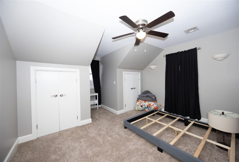 6 Bedrooms Bedrooms, 0 ,4 BathroomsBathrooms,Residential,Single Family,Longwood Road,2,133848