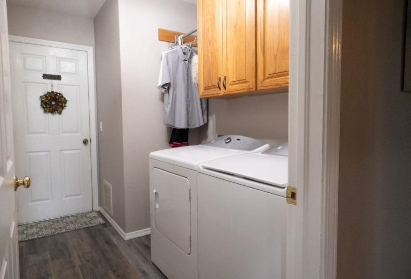 4 Bedrooms Bedrooms, 0 ,2 BathroomsBathrooms,Residential,Single Family,Cimarron,1,133851