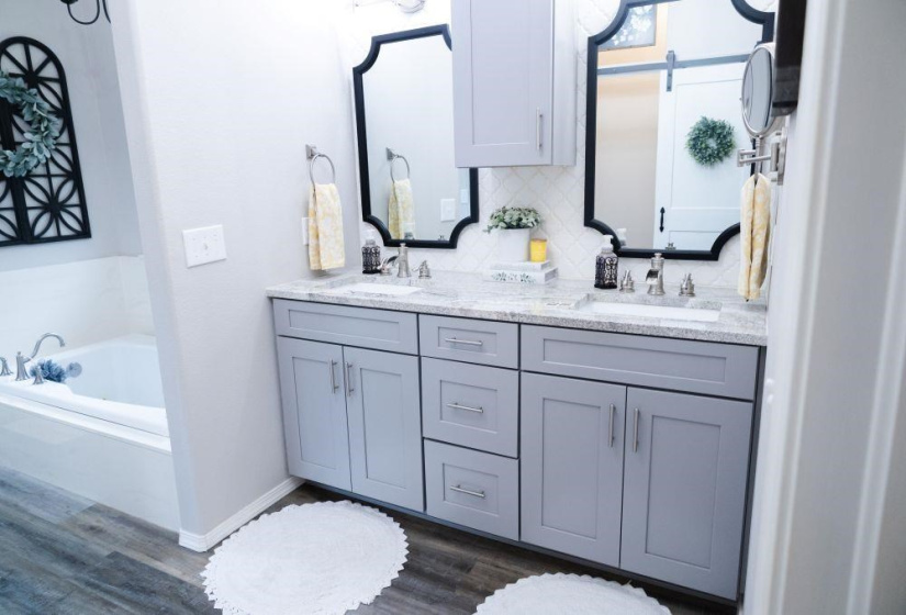 4 Bedrooms Bedrooms, 0 ,2 BathroomsBathrooms,Residential,Single Family,Cimarron,1,133851