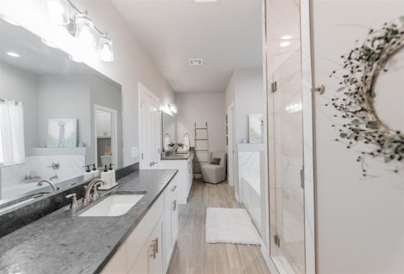 4 Bedrooms Bedrooms, 0 ,2 BathroomsBathrooms,Residential,Single Family,Blanco Bend,1,133857