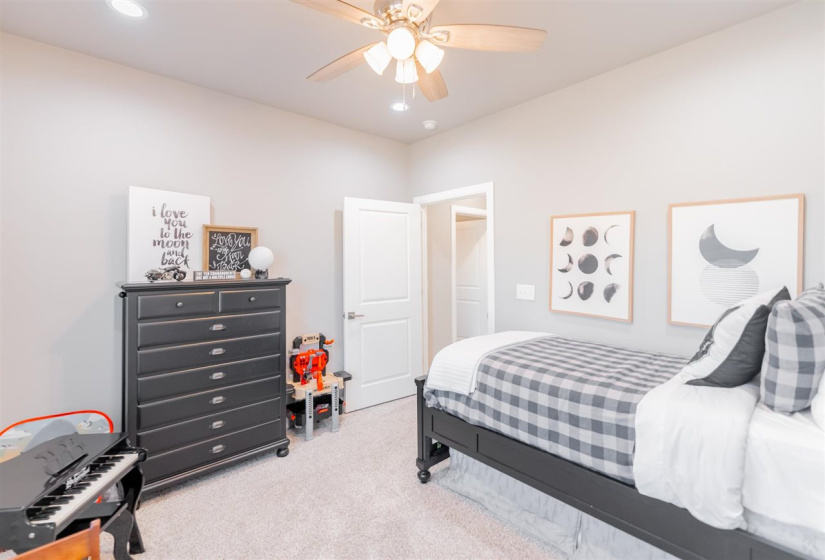 4 Bedrooms Bedrooms, 0 ,2 BathroomsBathrooms,Residential,Single Family,Blanco Bend,1,133857