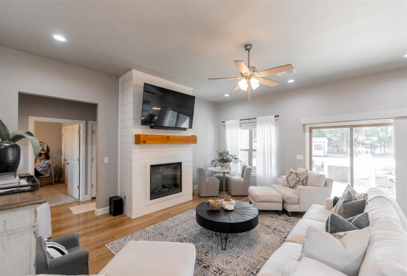 4 Bedrooms Bedrooms, 0 ,2 BathroomsBathrooms,Residential,Single Family,Blanco Bend,1,133857