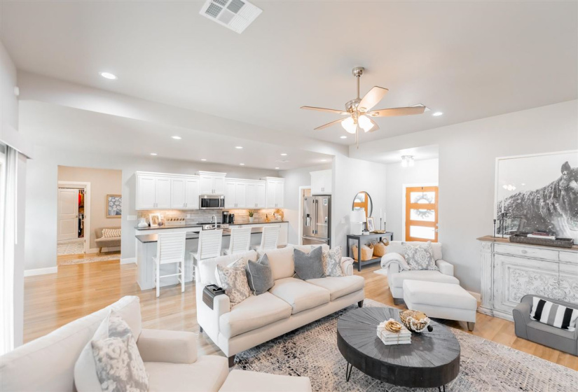 4 Bedrooms Bedrooms, 0 ,2 BathroomsBathrooms,Residential,Single Family,Blanco Bend,1,133857