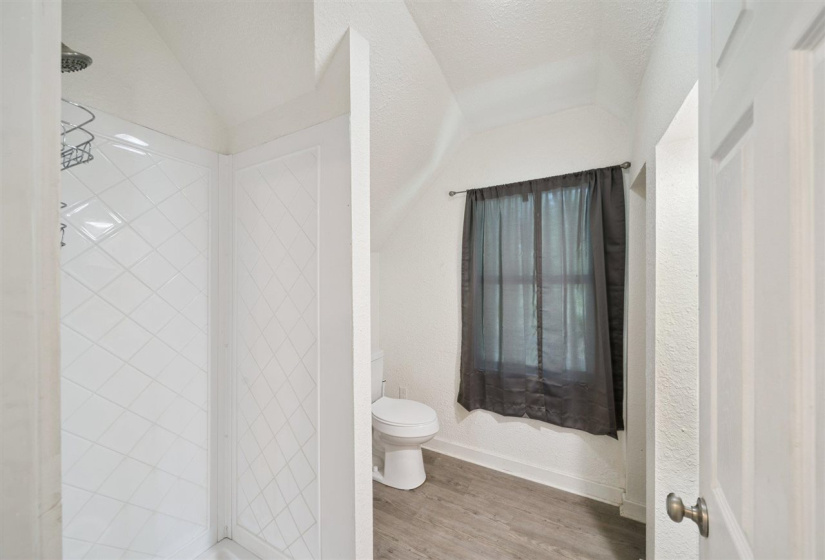 4 Bedrooms Bedrooms, 0 ,2 BathroomsBathrooms,Residential,Single Family,Husband,2,133859