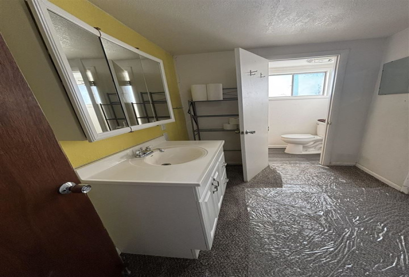 3 Bedrooms Bedrooms, 0 ,2 BathroomsBathrooms,Residential,Single Family,3rd,1,133310