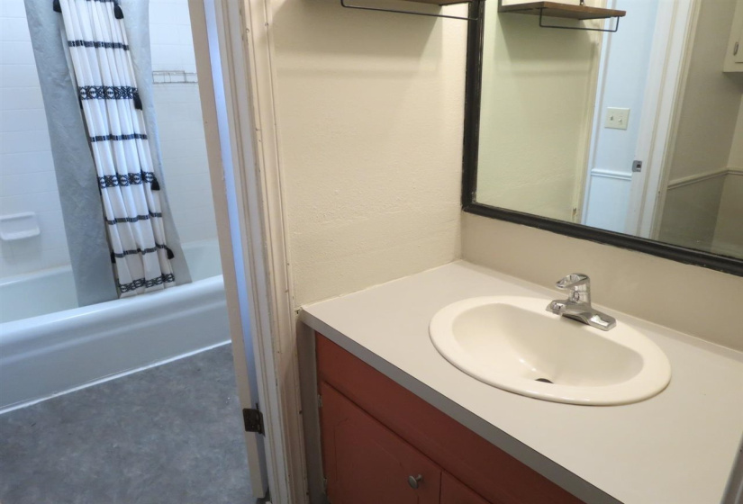 3 Bedrooms Bedrooms, 0 ,1 BathroomBathrooms,Residential,Single Family,Park,1,133861