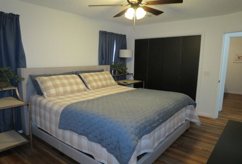 3 Bedrooms Bedrooms, 0 ,1 BathroomBathrooms,Residential,Single Family,Park,1,133861