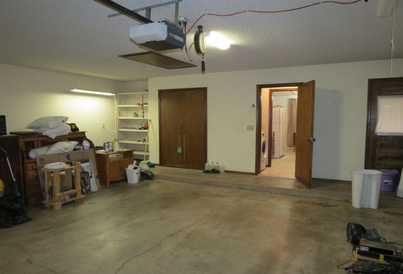 3 Bedrooms Bedrooms, 0 ,1 BathroomBathrooms,Residential,Single Family,Park,1,133861