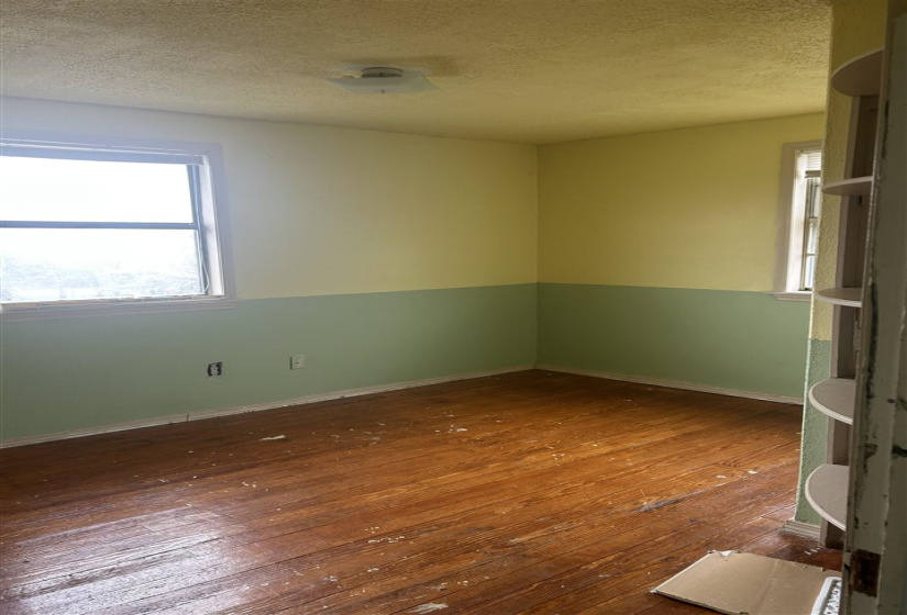 4 Bedrooms Bedrooms, 0 ,2 BathroomsBathrooms,Residential,Single Family,Central,2,133862