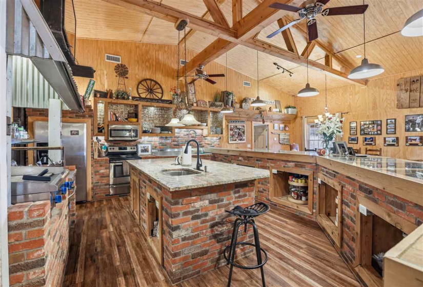 4 Bedrooms Bedrooms, 0 ,4 BathroomsBathrooms,Residential,Single Family,Cottonwood,1,133865