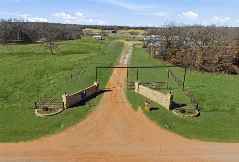 4 Bedrooms Bedrooms, 0 ,4 BathroomsBathrooms,Residential,Single Family,Cottonwood,1,133865