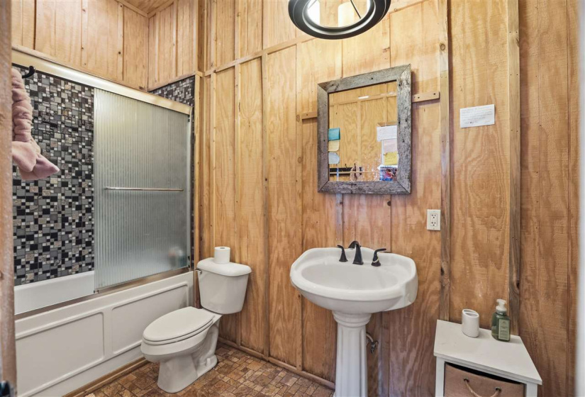 4 Bedrooms Bedrooms, 0 ,4 BathroomsBathrooms,Residential,Single Family,Cottonwood,1,133865