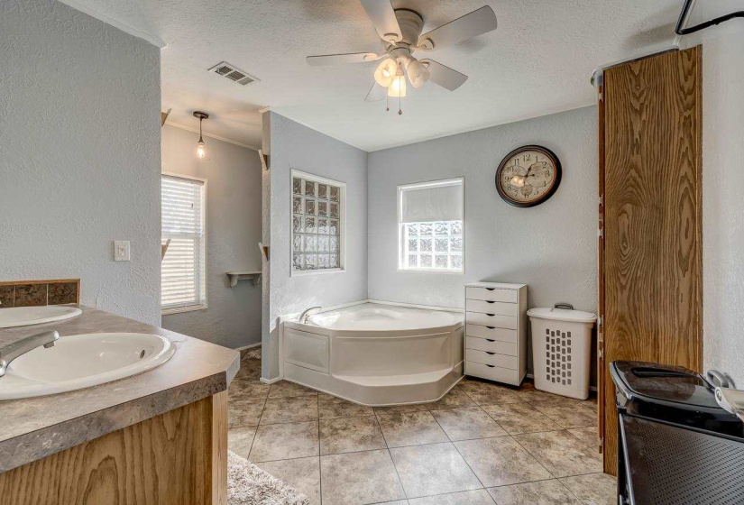 4 Bedrooms Bedrooms, 0 ,2 BathroomsBathrooms,Residential,Mobile/manufactured Home,116th,1,133431