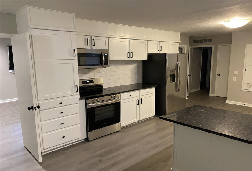 4 Bedrooms Bedrooms, 0 ,2 BathroomsBathrooms,Residential,Single Family,Cheyenne,1,133866