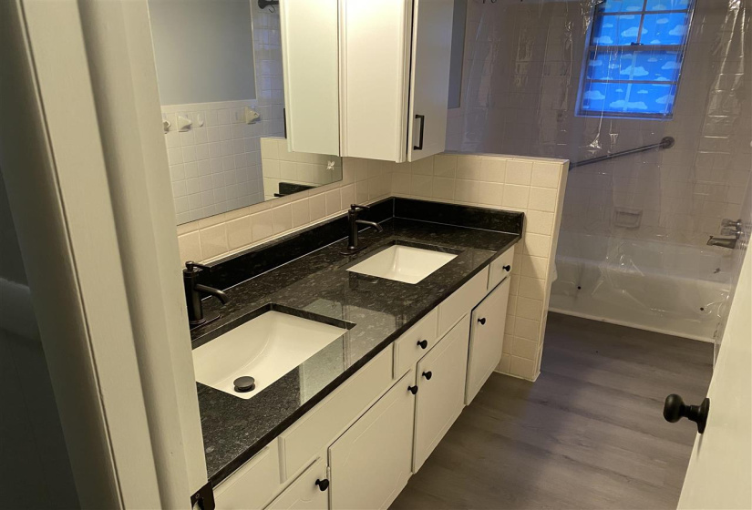 4 Bedrooms Bedrooms, 0 ,2 BathroomsBathrooms,Residential,Single Family,Cheyenne,1,133866