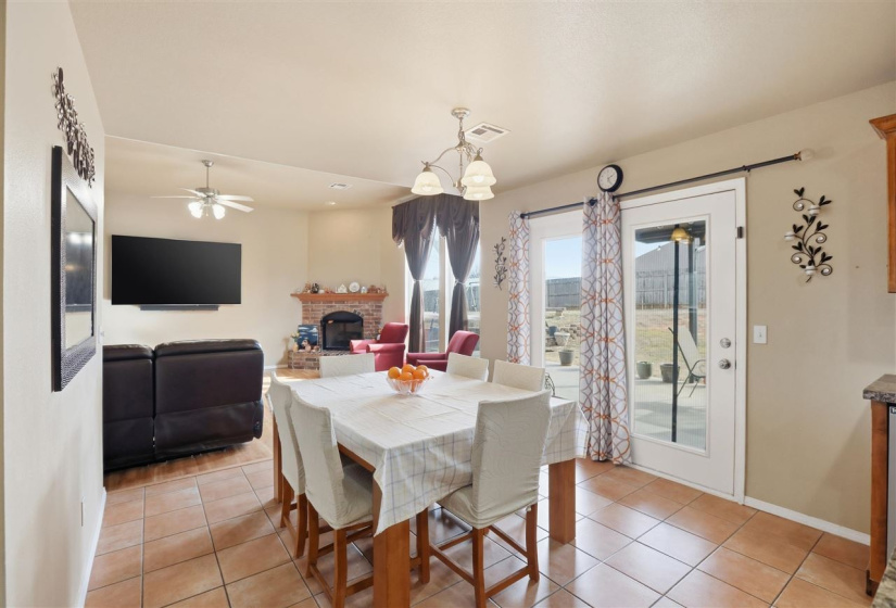 3 Bedrooms Bedrooms, 0 ,2 BathroomsBathrooms,Residential,Single Family,3rd,1,133867