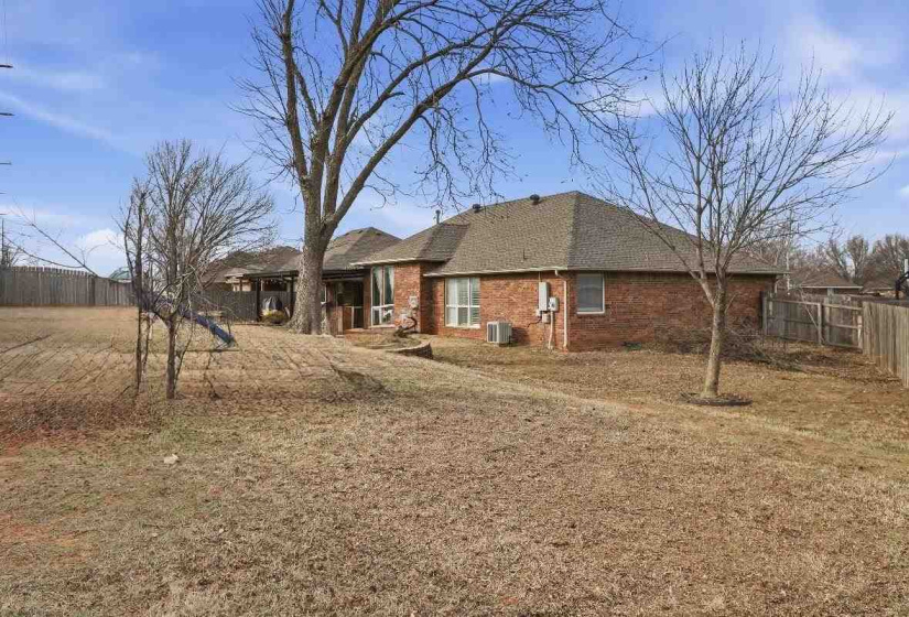 3 Bedrooms Bedrooms, 0 ,2 BathroomsBathrooms,Residential,Single Family,3rd,1,133867