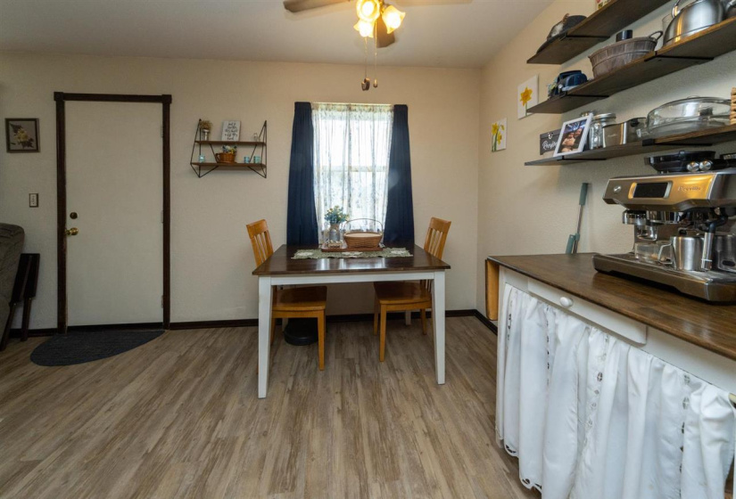 3 Bedrooms Bedrooms, 0 ,2 BathroomsBathrooms,Residential,Single Family,Chickasaw,1,133869