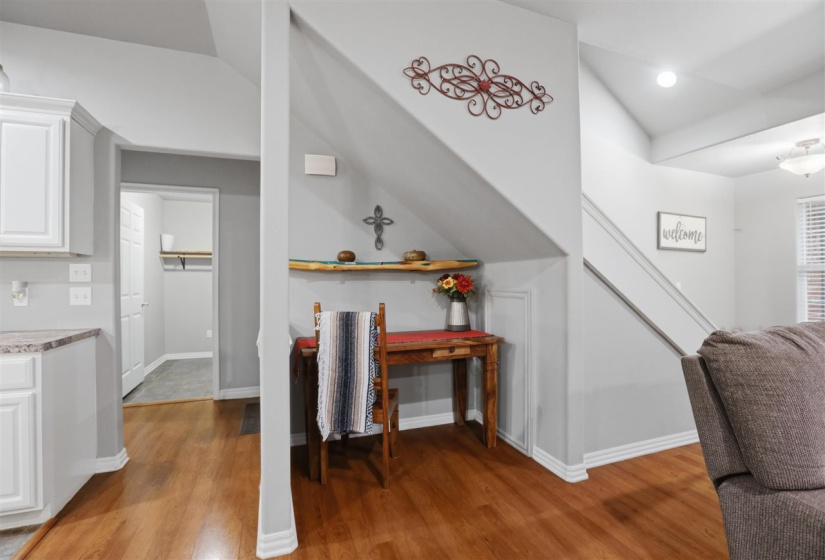 4 Bedrooms Bedrooms, 0 ,3 BathroomsBathrooms,Residential,Single Family,Macy Lynn,2,133871