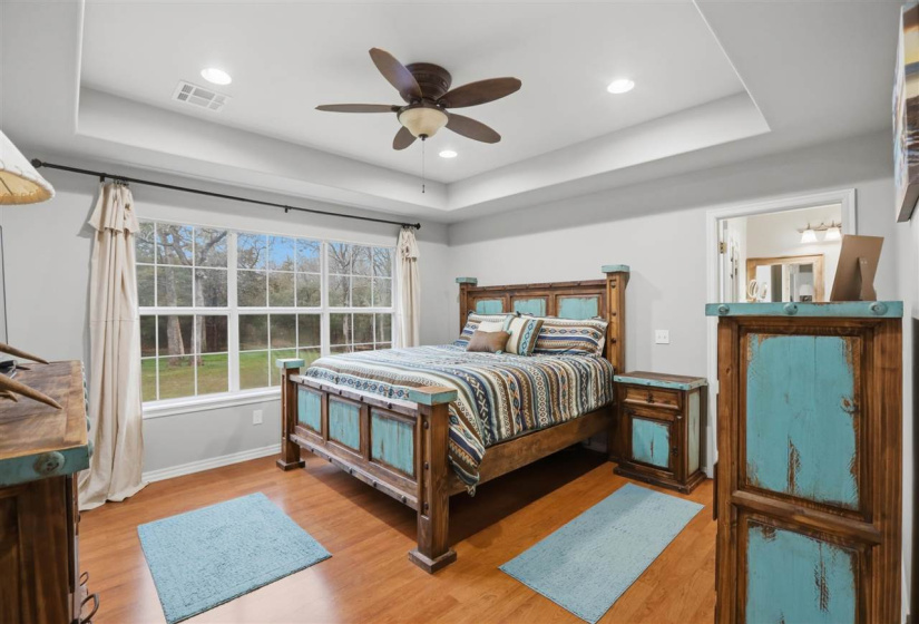 4 Bedrooms Bedrooms, 0 ,3 BathroomsBathrooms,Residential,Single Family,Macy Lynn,2,133871