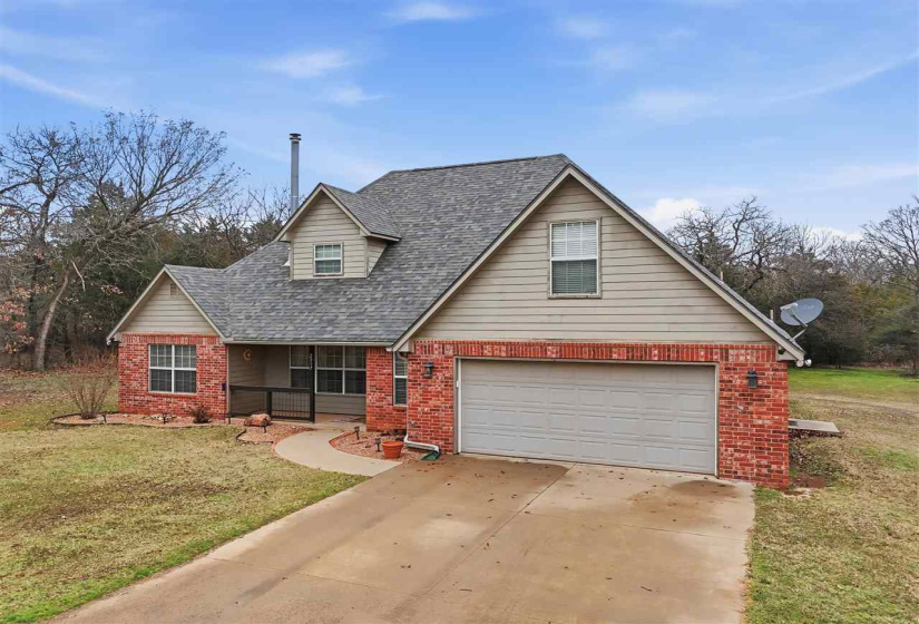 4 Bedrooms Bedrooms, 0 ,3 BathroomsBathrooms,Residential,Single Family,Macy Lynn,2,133871