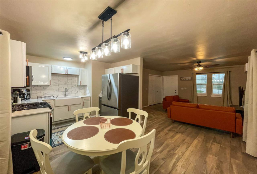 3 Bedrooms Bedrooms, 0 ,2 BathroomsBathrooms,Residential,Single Family,Virginia,1,133873