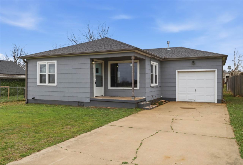 2 Bedrooms Bedrooms, 0 ,1 BathroomBathrooms,Residential,Single Family,Locust,1,133874