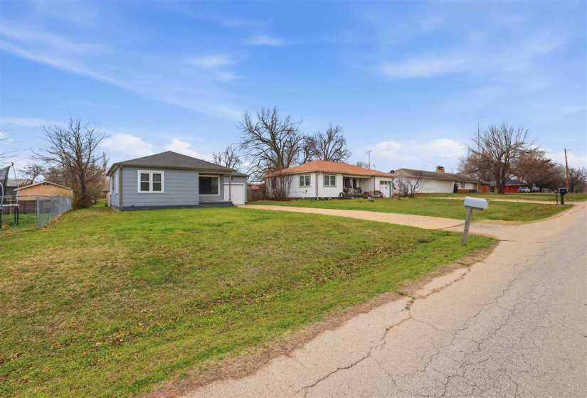 2 Bedrooms Bedrooms, 0 ,1 BathroomBathrooms,Residential,Single Family,Locust,1,133874