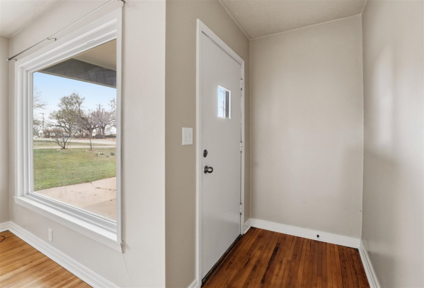 2 Bedrooms Bedrooms, 0 ,1 BathroomBathrooms,Residential,Single Family,Locust,1,133874