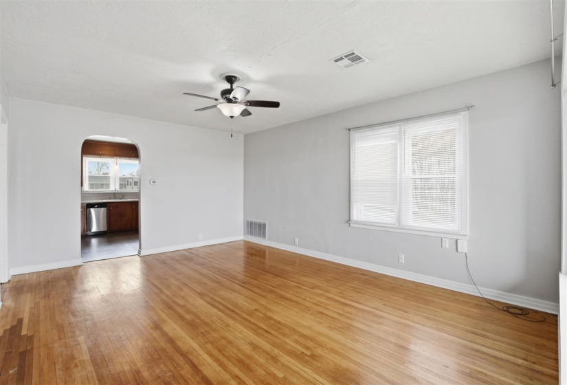 2 Bedrooms Bedrooms, 0 ,1 BathroomBathrooms,Residential,Single Family,Locust,1,133874