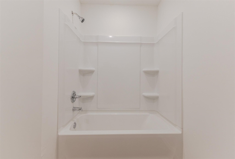 3 Bedrooms Bedrooms, 0 ,2 BathroomsBathrooms,Residential,Single Family,Blackberry,1,133877