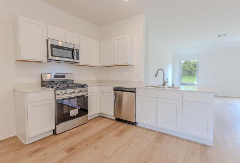 3 Bedrooms Bedrooms, 0 ,2 BathroomsBathrooms,Residential,Single Family,Blackberry,1,133877