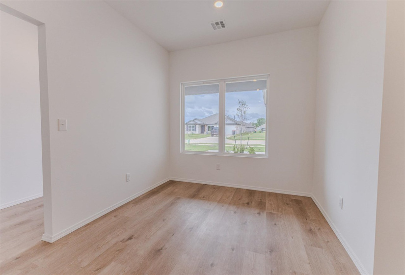 3 Bedrooms Bedrooms, 0 ,2 BathroomsBathrooms,Residential,Single Family,Blackberry,1,133877