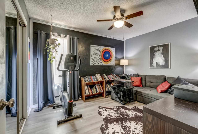 2 Bedrooms Bedrooms, 0 ,1 BathroomBathrooms,Residential,Condominium/townhouse,Evergreen,1,133881