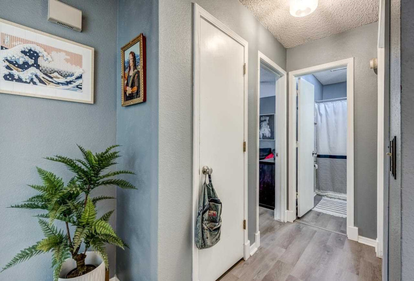 2 Bedrooms Bedrooms, 0 ,1 BathroomBathrooms,Residential,Condominium/townhouse,Evergreen,1,133881