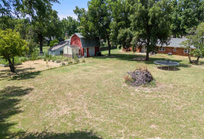 4 Bedrooms Bedrooms, 0 ,2 BathroomsBathrooms,Residential,Single Family,Park Pl,1,132399