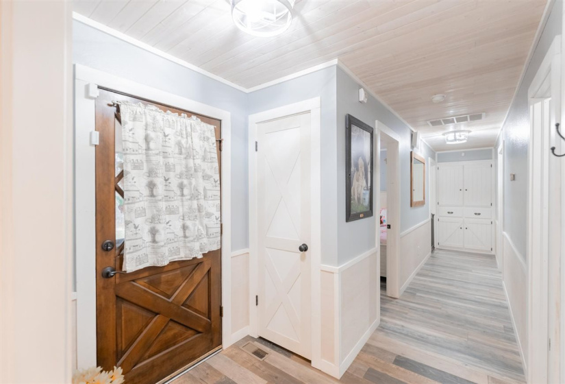 3 Bedrooms Bedrooms, 0 ,2 BathroomsBathrooms,Residential,Single Family,Broadway,1,133878