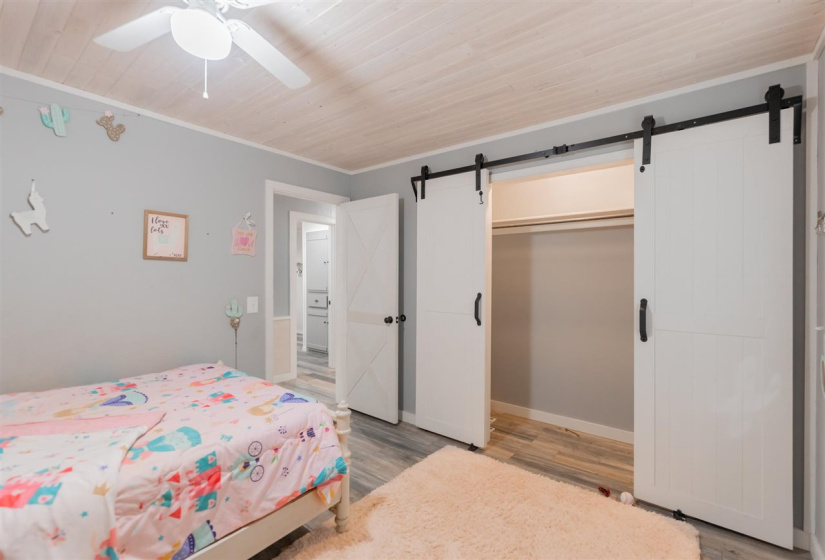 3 Bedrooms Bedrooms, 0 ,2 BathroomsBathrooms,Residential,Single Family,Broadway,1,133878