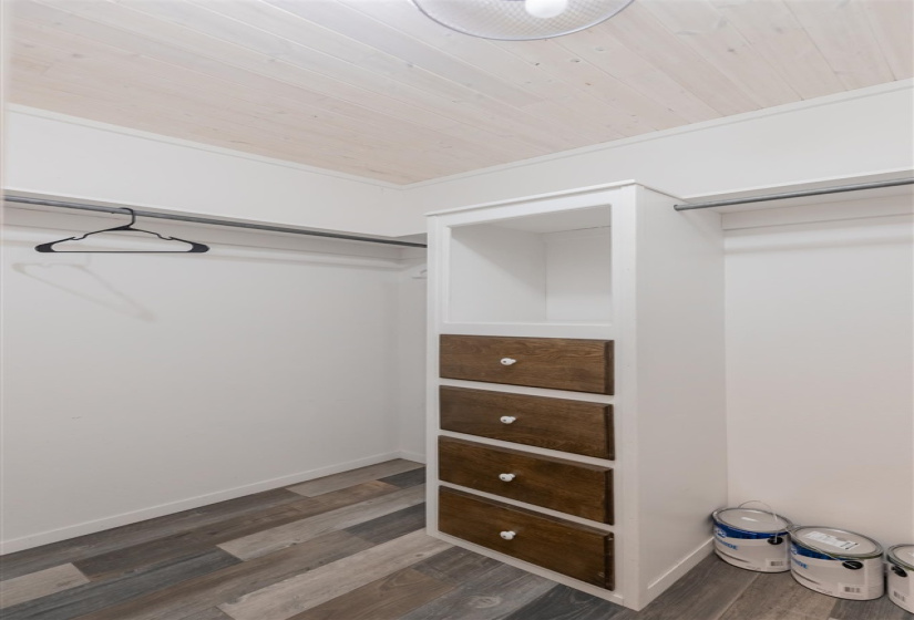 3 Bedrooms Bedrooms, 0 ,2 BathroomsBathrooms,Residential,Single Family,Broadway,1,133878