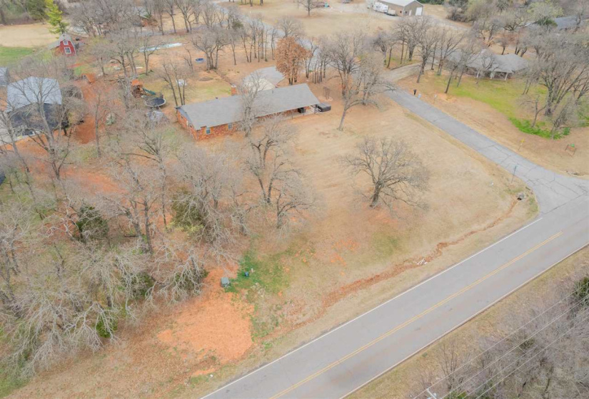 3 Bedrooms Bedrooms, 0 ,2 BathroomsBathrooms,Residential,Single Family,Broadway,1,133878