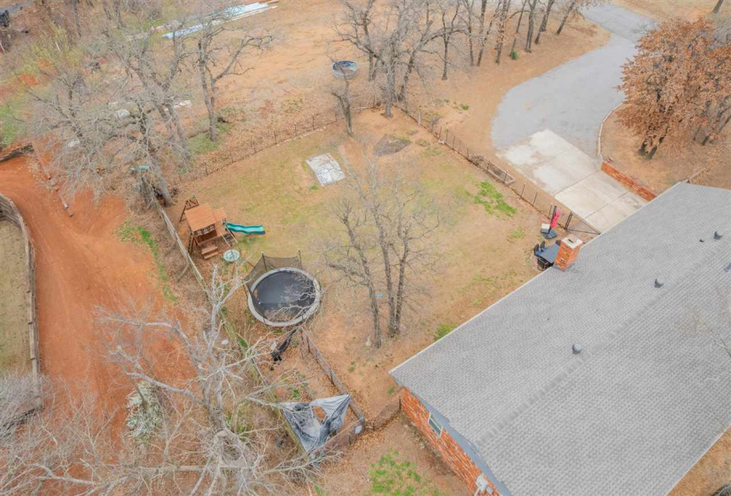 3 Bedrooms Bedrooms, 0 ,2 BathroomsBathrooms,Residential,Single Family,Broadway,1,133878