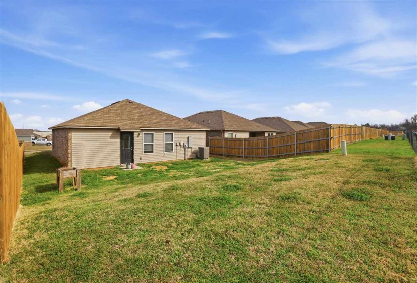 3 Bedrooms Bedrooms, 0 ,2 BathroomsBathrooms,Residential,Single Family,Carnley,1,133884