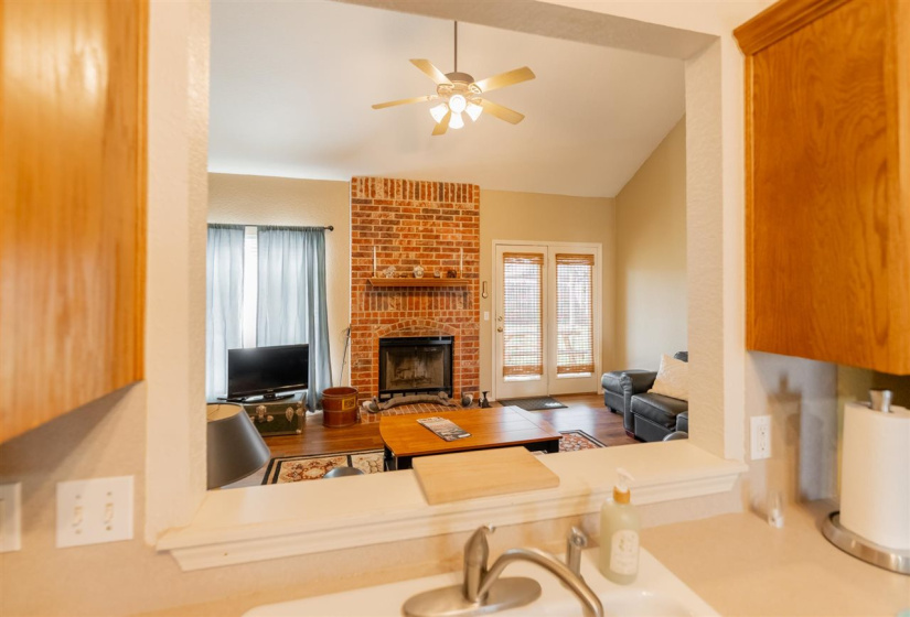 3 Bedrooms Bedrooms, 0 ,2 BathroomsBathrooms,Residential,Single Family,Burdick,1,133887