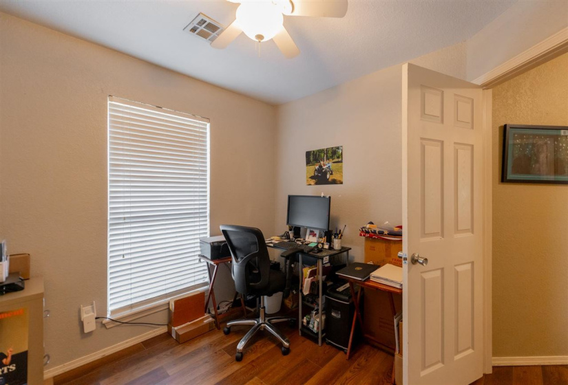 3 Bedrooms Bedrooms, 0 ,2 BathroomsBathrooms,Residential,Single Family,Burdick,1,133887