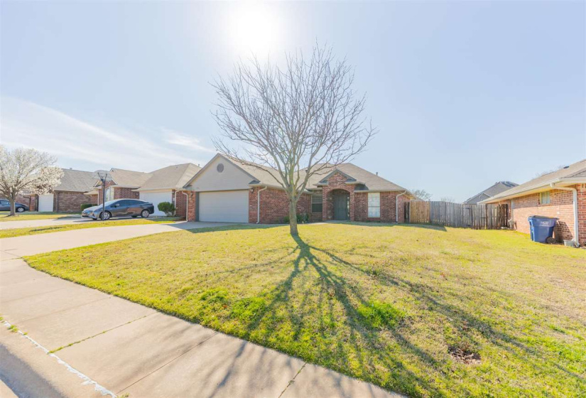 3 Bedrooms Bedrooms, 0 ,2 BathroomsBathrooms,Residential,Single Family,Burdick,1,133887